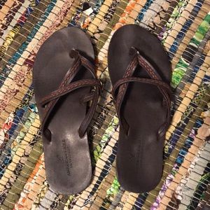 Dark brown American Eagle flip flops